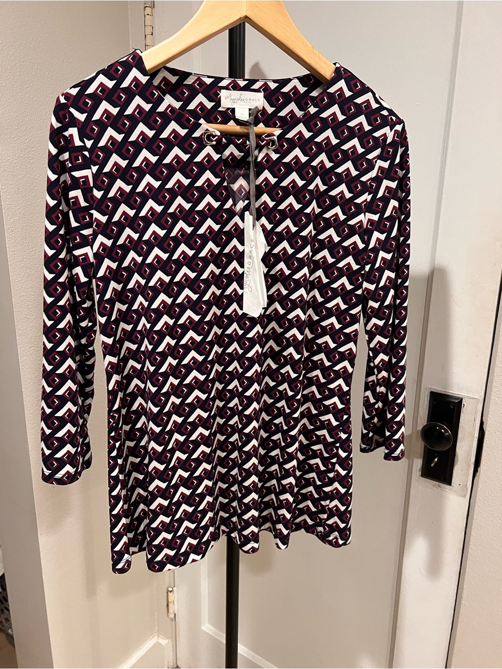 Magnolia Geometric-Print Tunic - Navy, White & Berry